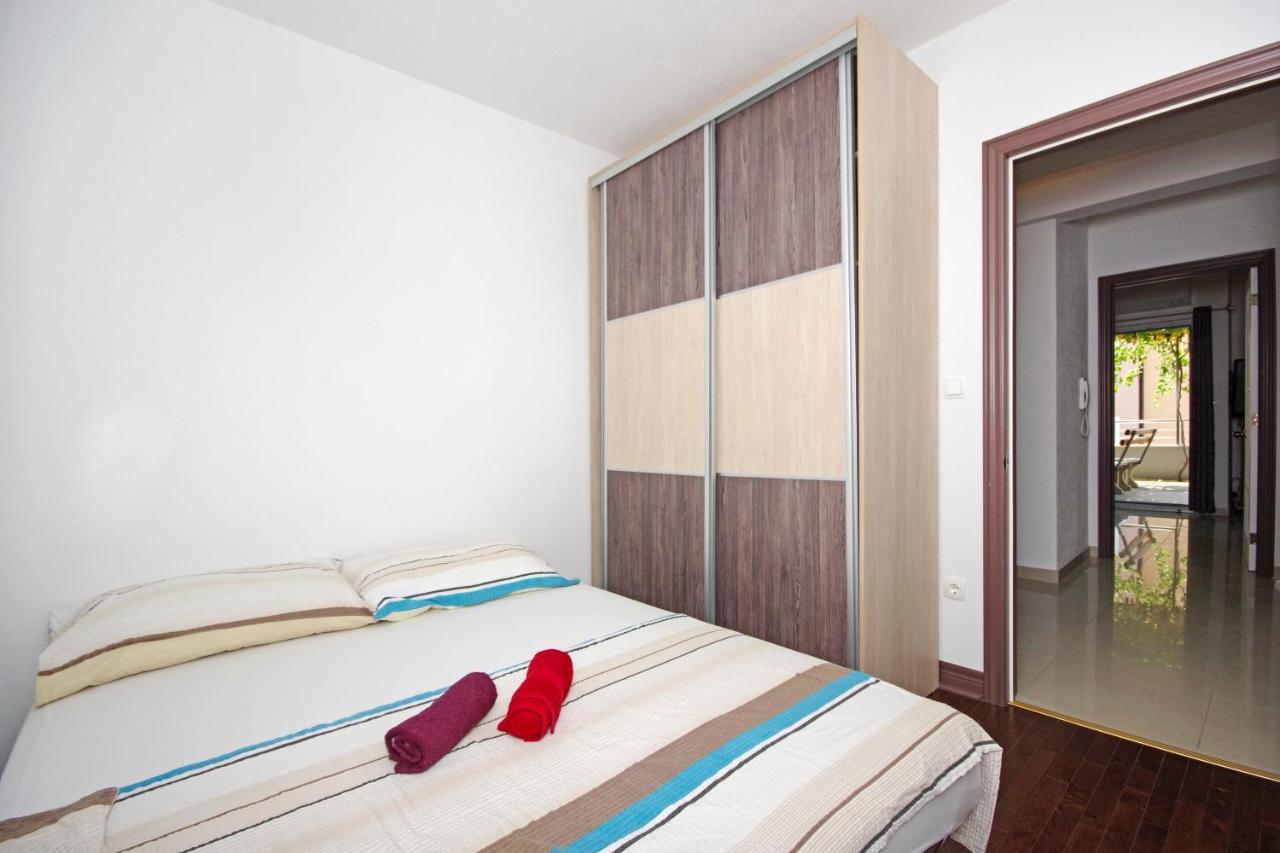 Apartmani Cezar Makarska Ngoại thất bức ảnh